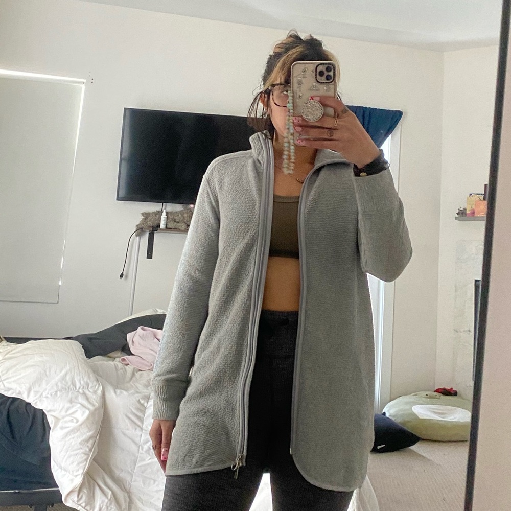 On Repeat Jacket - Picture 11 of 11
